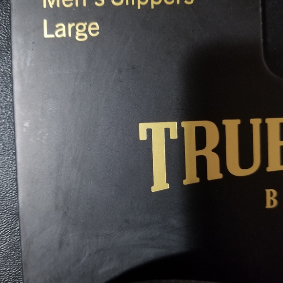 True Religion slippers - Picture 3 of 5